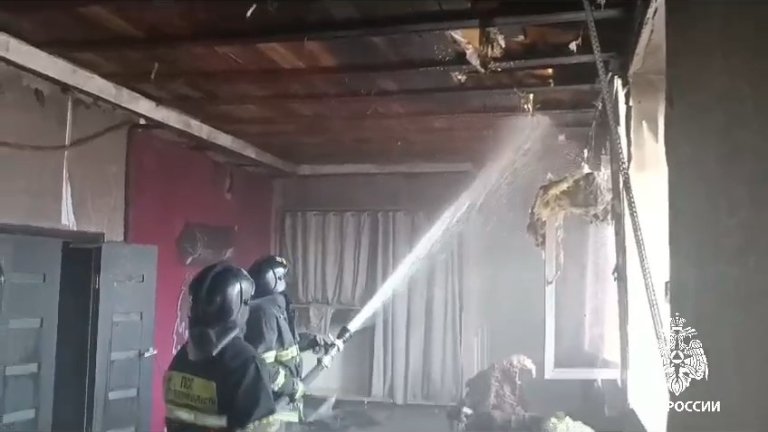 Эвакуацией из-за пожара закончилось для 30 человек посещение ресторана в Хомутово